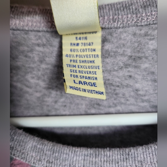 Pink camo tee shirt Size large - Picture 5 of 5